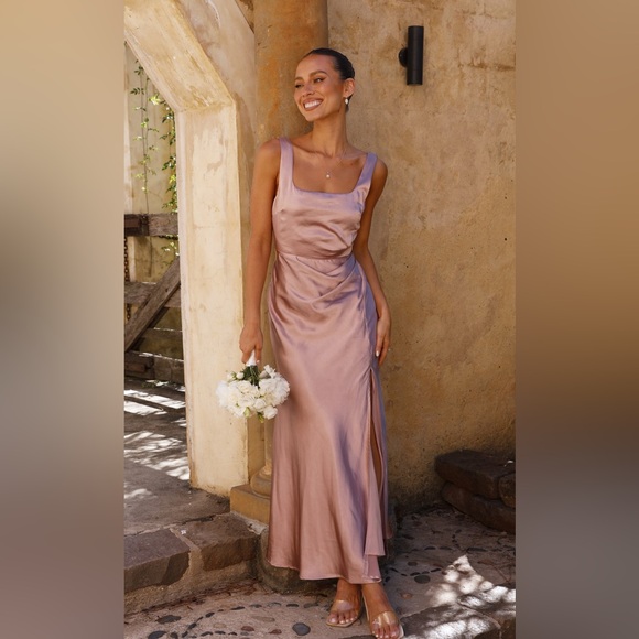 Alaria Dusty Pink Maxi Dress - Picture 1 of 4